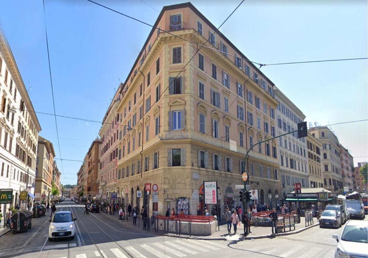 Ottaviano Smart Rooms Rom Eksteriør billede